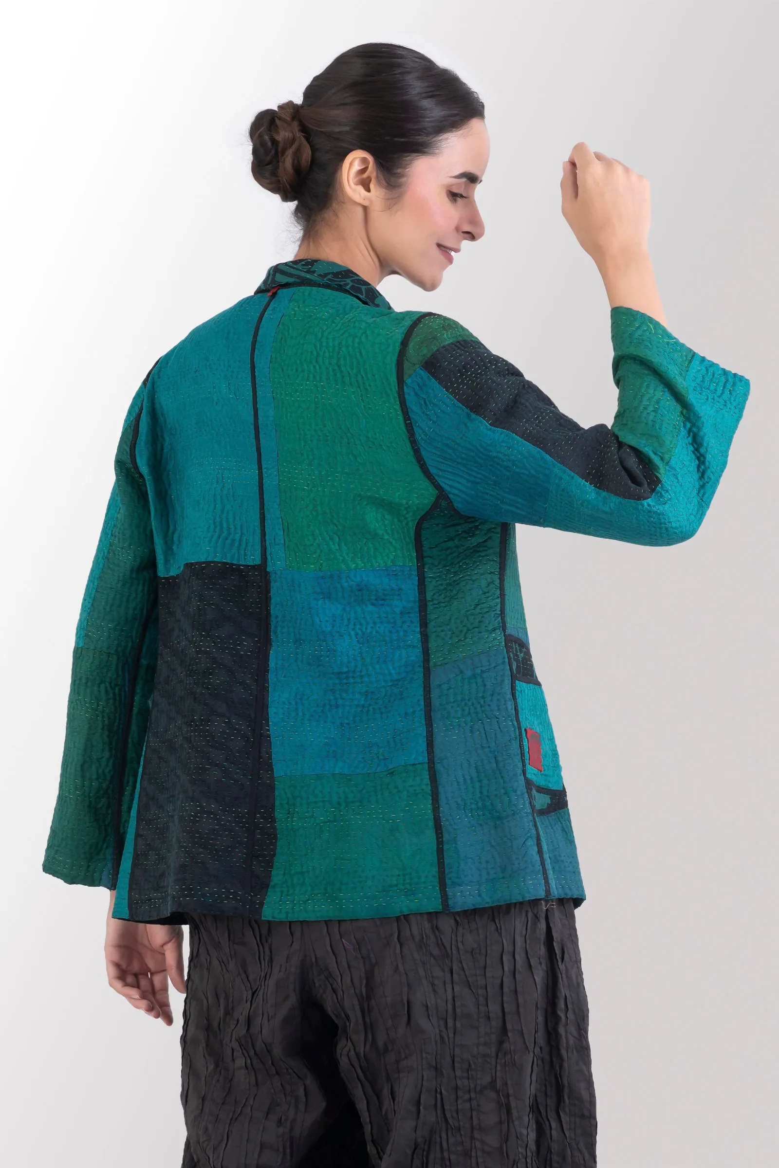 EMERALD GREEN KANTHA SHORT JACKET - eg4007-tel -